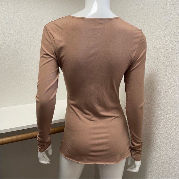 🆕VENUS 2-Top BUNDLE Ruched, Drape Neck, Long Sleeve Tops Sz S-M - Picture 8 of 9